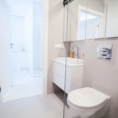 Lux Apart Przemyslowa Hotell *