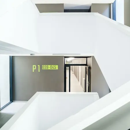 Hotel Lux Apart Przemyslowa *